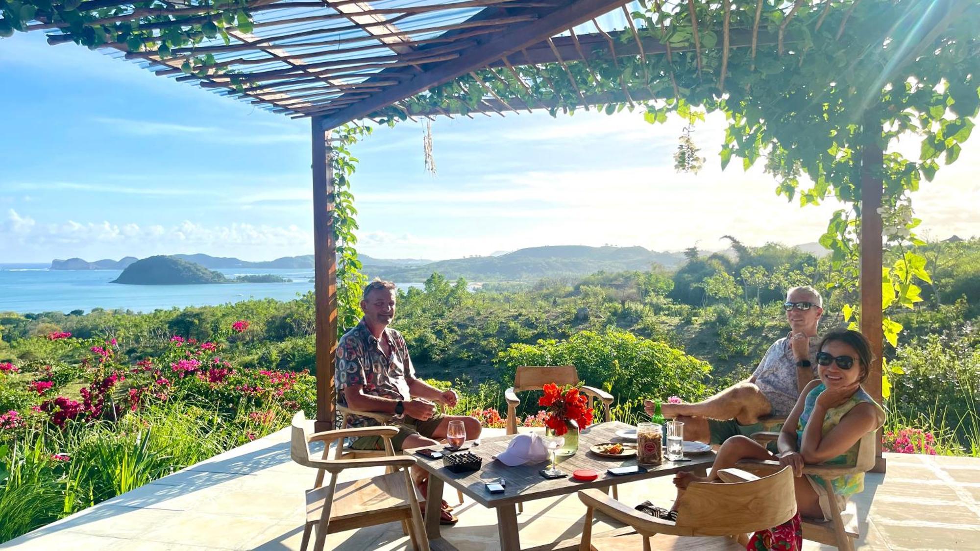 Lobster Bay Lombok Hotel Awang ภายนอก รูปภาพ